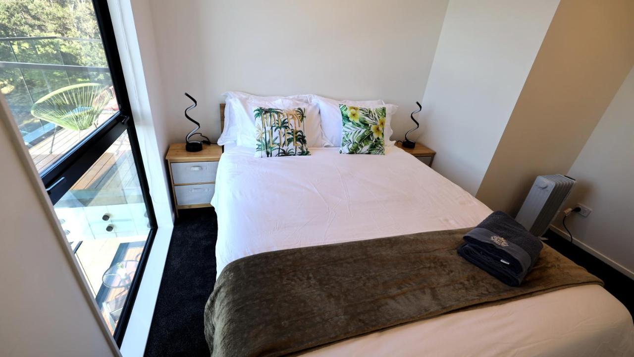 Appartamento Luxury Brand New Designer Living Auckland Esterno foto