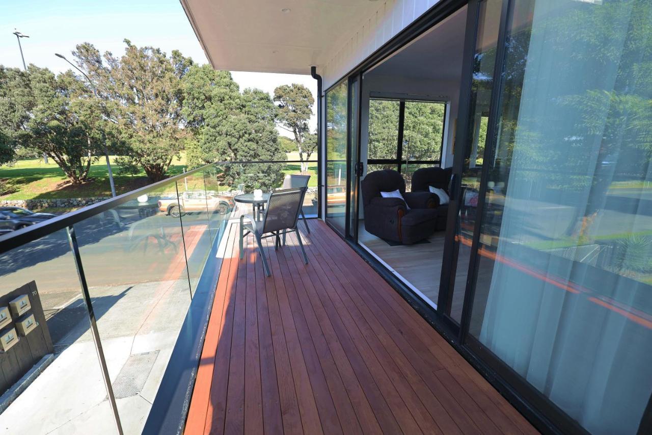 Appartamento Luxury Brand New Designer Living Auckland Esterno foto